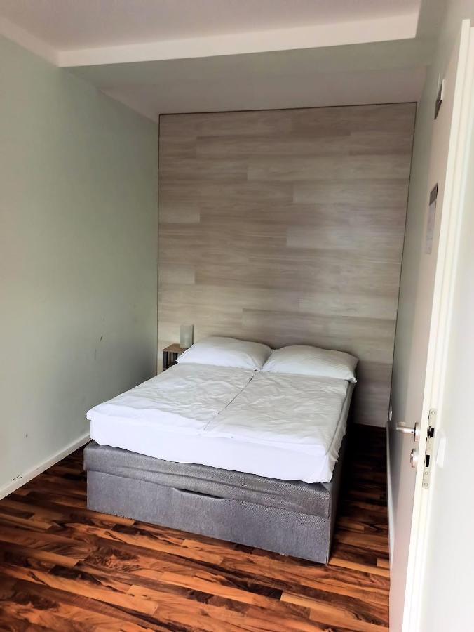 Puschkin Rooms Берлин Экстерьер фото